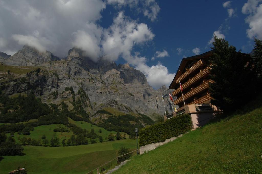 Hotel Viktoria-Leukerbad-Therme Exteriér fotografie