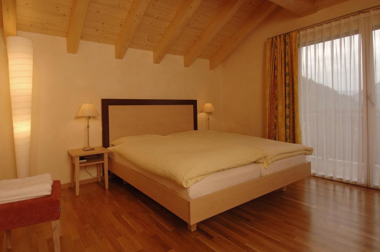Hotel Viktoria-Leukerbad-Therme Pokoj fotografie